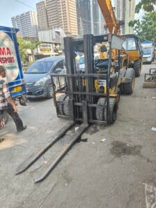 Forklift-hire-in-kandivali